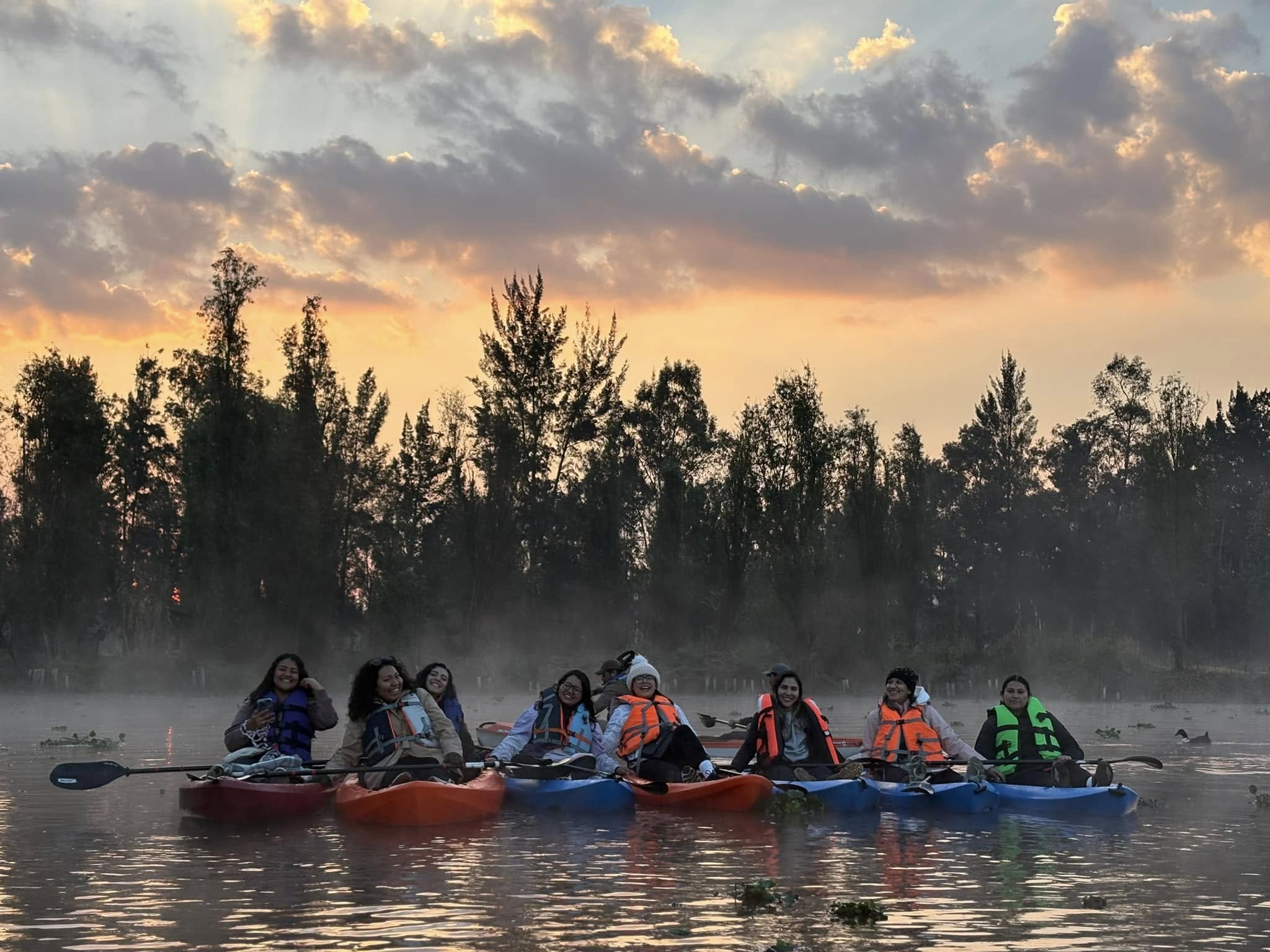 Equipo Kayaks Mictlán
